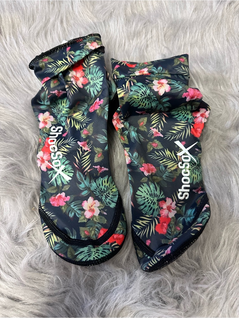 Shoesox Floral Water Shoes - Black Tropical Print New